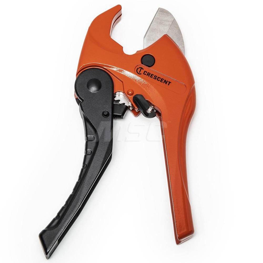 A high-resolution side profile of the Crescent CRPC118 ratcheting cutter with the jaw open, showcasing the heavy-duty all-metal internal linkage and the steep cutting-edge angle of the hardened steel blade for efficient PVC and PEX cutting.