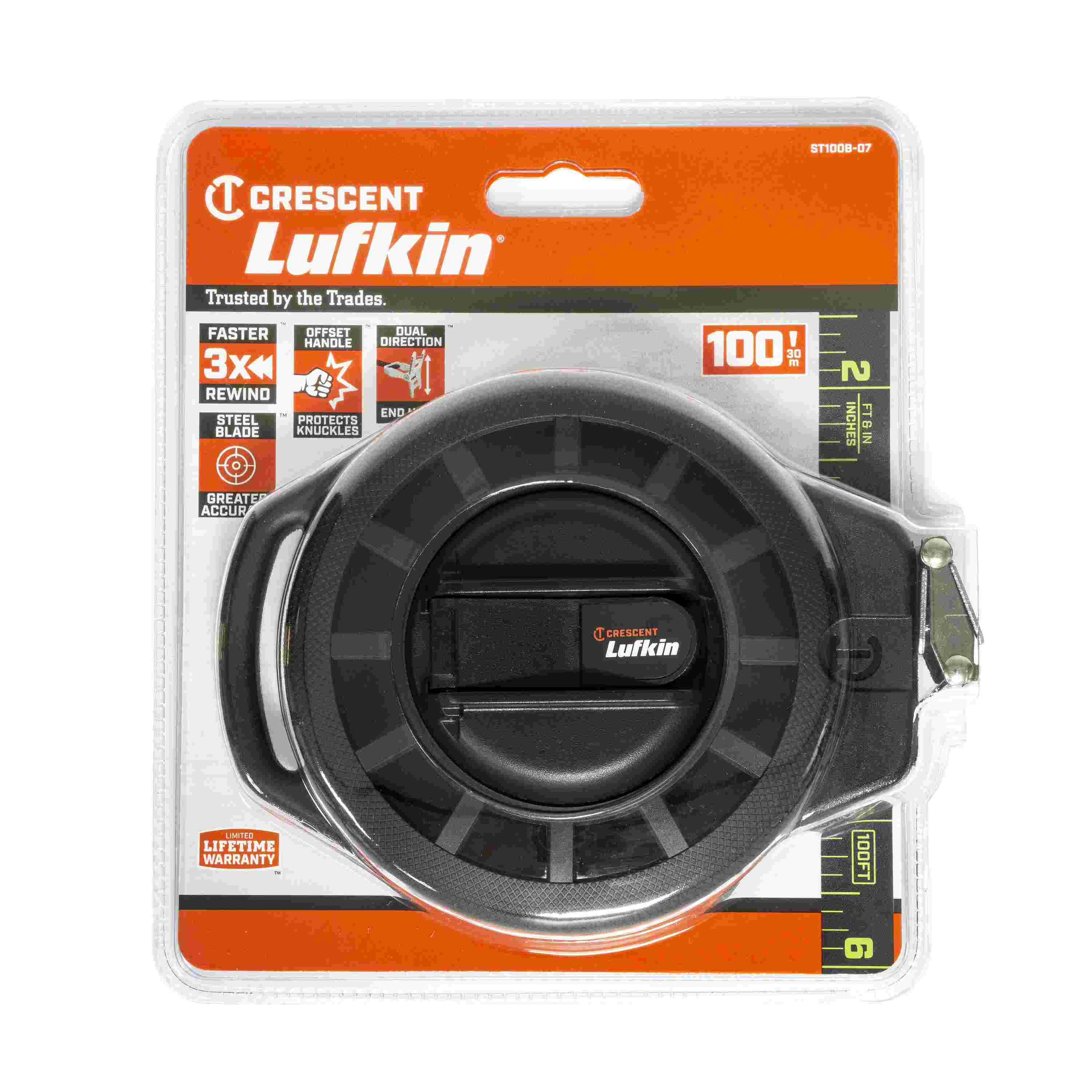 A professional retail packaging shot of the Crescent Lufkin ST100B-07 long tape measure detailing key features such as the 3x faster rewind, Nite Eye high-contrast black blade, and a limited lifetime warranty for professional tradespeople.