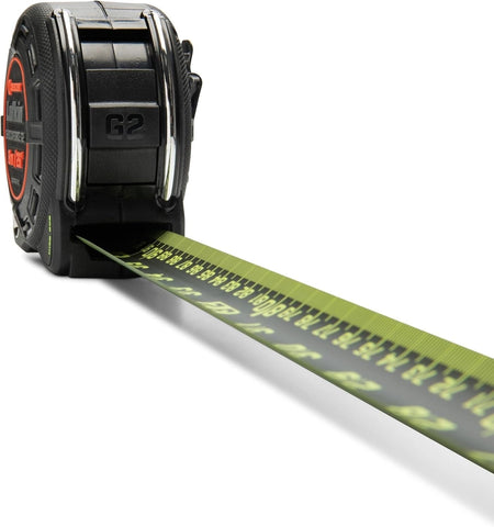 A side-angle shot of the L1225CMEB-02 magnetic tape measure highlighting the high-contrast matte green-on-black blade markings designed for improved legibility in varied lighting conditions.