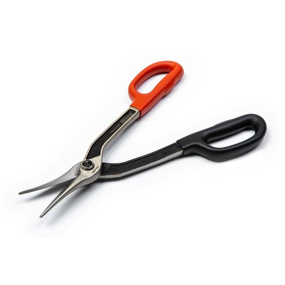 The Crescent Wiss WDF12D duckbill pattern tinner snips in their original retail carded packaging, identifying the tool as ideal for HVAC and sheet metal professionals with a limited lifetime warranty.