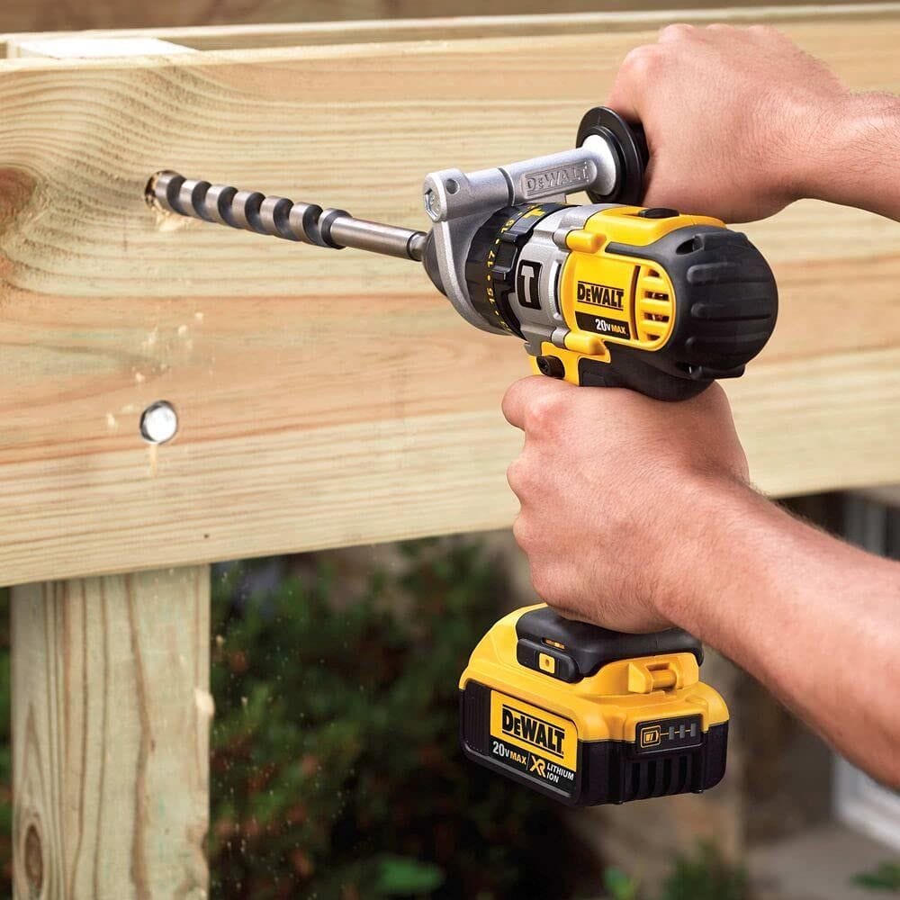 A studio product view of the DEWALT DW1690 1-1/4 inch power ship auger bit displayed at an angle. The image showcases the 17-inch long hardened alloy steel body, the aggressive self-feed spur at the tip, and the 7/16-inch quick-change ball groove shank at the base.