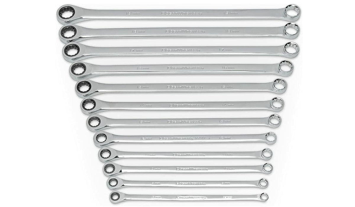 Set of 14 combination wrenches arranged by size from 6mm to 19mm. Each wrench includes an open-end and box-end, made of polished chrome for mechanical and automotive use.