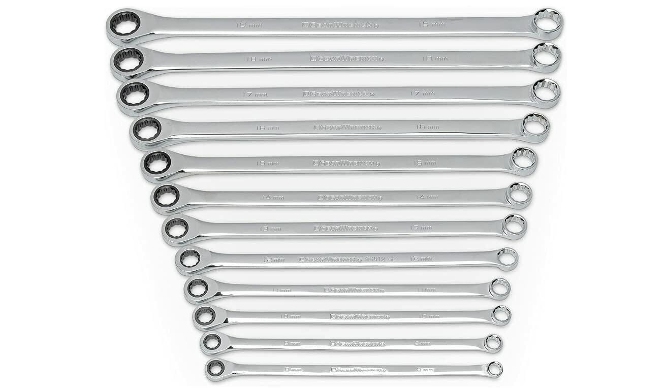 Set of 14 combination wrenches arranged by size from 6mm to 19mm. Each wrench includes an open-end and box-end, made of polished chrome for mechanical and automotive use.