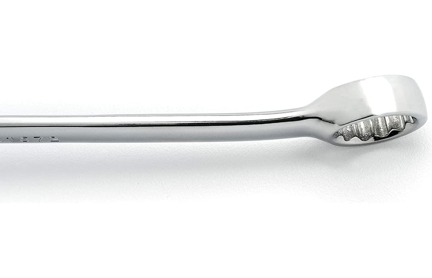 Close-up of a chrome-plated box-end wrench from the GEARWRENCH long pattern set. The closed-loop end features internal serrations for gripping fasteners securely. The polished finish enhances corrosion resistance and tool longevity