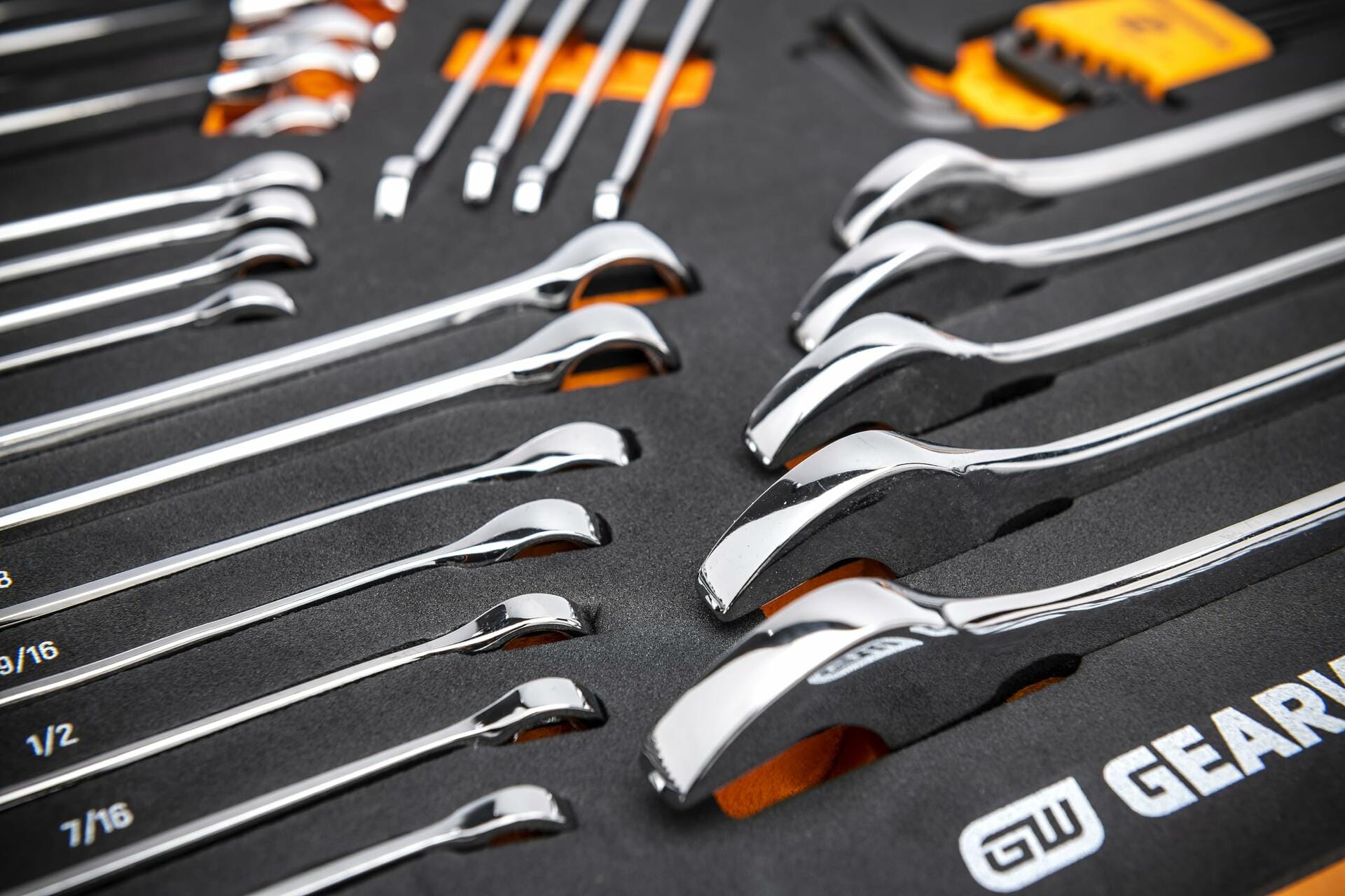 GEARWRENCH 59-Piece SAE and Metric 6-Point Combination Wrench and Magnetic Ball-End Hex Key Set in EVA Foam Tray