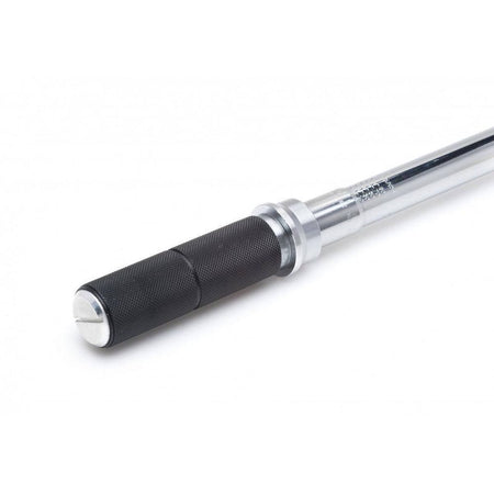 A close-up view of the GEARWRENCH 85066M handle featuring the knurled anodized aluminum grip and the pull-down adjustment collar for secure torque setting changes.