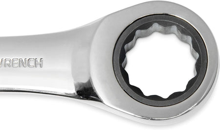 A macro detail of the 72-tooth 12-point ratcheting box end on a GEARWRENCH stubby wrench, showcasing the professional-grade gear mechanism designed for maximum productivity in confined areas.