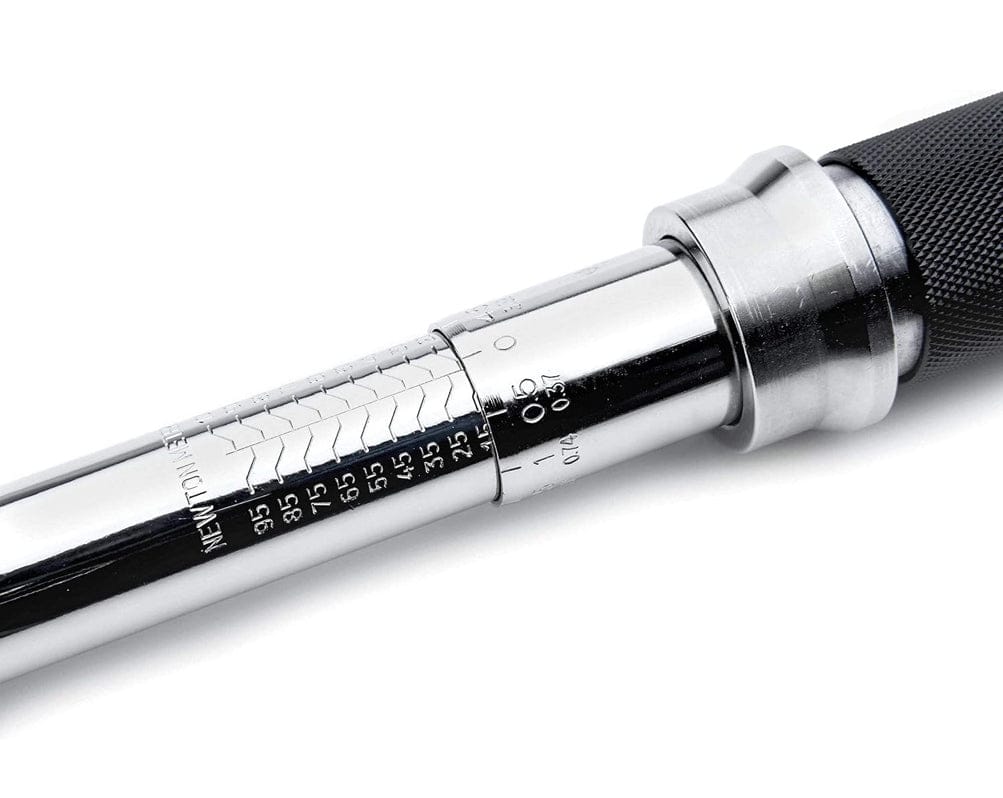 A close-up of the GEARWRENCH 89472 torque wrench handle, showing the highly visible dual-scale markings for Nm and ft-lb.