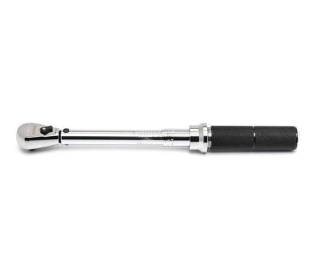 Torque wrench with ratcheting head and knurled handle, designed for accurate fastener tightening in automotive and industrial tasks.