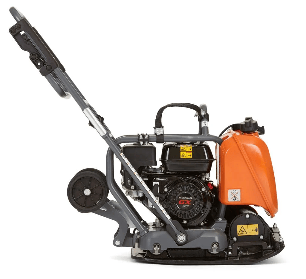 Vibratory plate compactor featuring Honda GX engine and orange fuel tank, with safety decals and maneuvering handle for asphalt and soil stabilization.