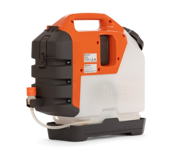 Rear angle view of the WT15i water tank displaying the dark gray pump housing, manufacturer specification labels, and the water hose connection point with an orange quick-connect fitting.