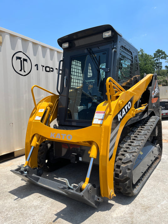 2023 Kato Skid Track Loader With Cab