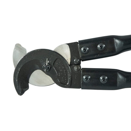 Detailed macro shot of the 25-inch cable cutter head in a closed position, emphasizing the precision-ground blades, the heavy-duty pivot bolt, and the black-oxide coated forged steel jaws designed for professional shearing.