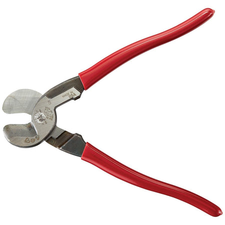 A technical view of the 63225 cable cutter with handles fully spread, showcasing the robust hot-riveted joint that ensures smooth action and permanent handle alignment without wobble.