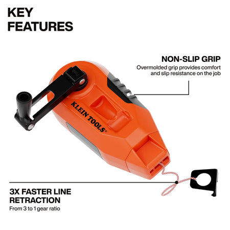 Key features view of the portable chalk line tool highlighting the non-slip overmolded grip for professional comfort and the high-speed 3:1 gear ratio that allows for 3x faster line retraction.