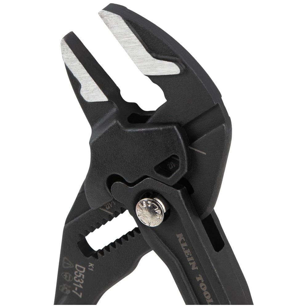 Macro view of the 7-inch compact plier wrench head from the D53102KIT set, showing the smooth parallel jaws and adjustment teeth.