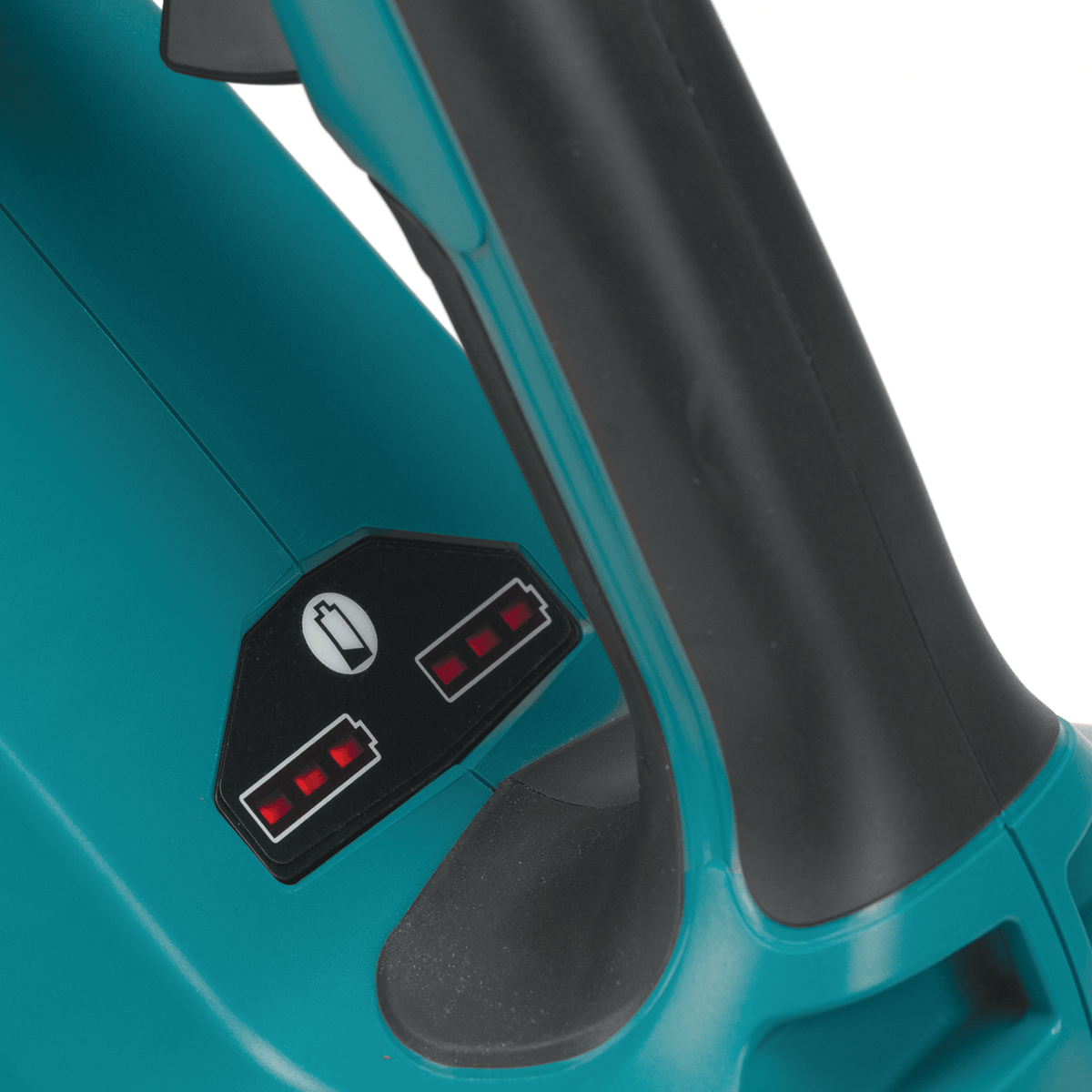 Close-up of the 6-stage speed selector dial and variable speed trigger on the ergonomic handle of the Makita XBU02 blower.