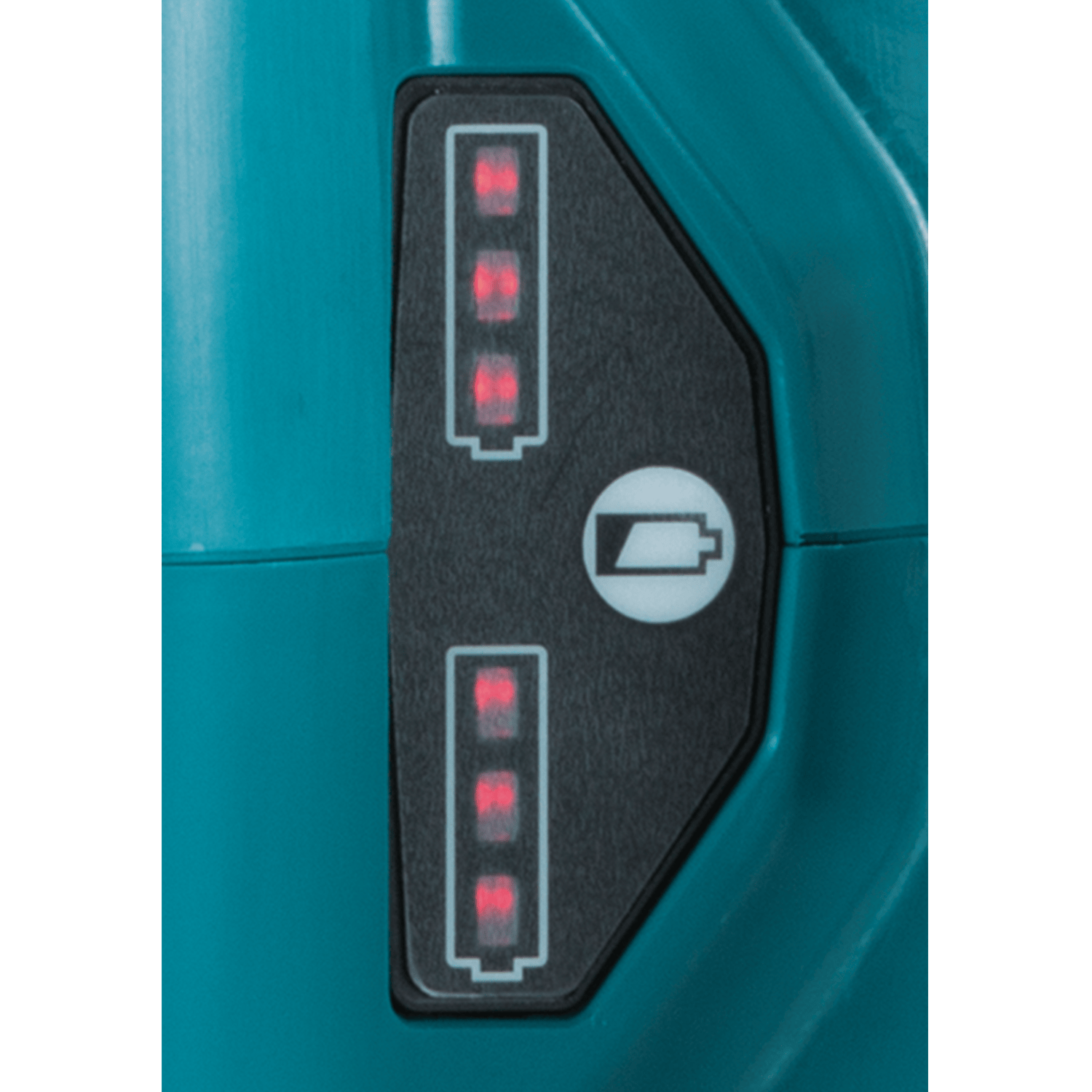 LED battery fuel gauge panel on the Makita XCU04 chainsaw indicating full 3-bar charge levels for both installed 18V LXT batteries.
