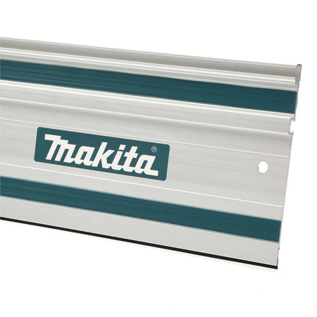 Close-up of Makita 194368-5 guide rail showing the extruded aluminum structure, low-friction glide strips, and anti-splinter rubber lip.
