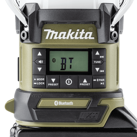 LCD digital display on the Makita ADRM13 lantern showing active Bluetooth pairing status for wireless jobsite audio streaming.