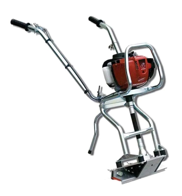 A close-up product view of the MultiQuip DuoScreed DSGPULW power unit, highlighting the ergonomic adjustable operator handles, fingertip throttle control, and the Honda GX35 gasoline engine assembly.