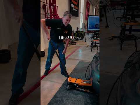 Introduction to the GEARWRENCH Low-Profile Floor Jack promotional how to video